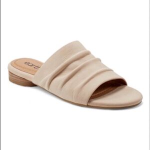 EARTH ETTALMA LEATHER SANDALS SIZE 8M